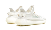 Buty Adidas Yeezy Boost 350 V2 Bone - widok z przodu - Rozmiary EU