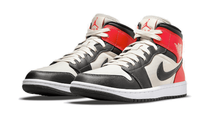 Kup oryginalne Air Jordan 1 Mid Light Orewood Brown DQ6078-100 - widok z drugiego boku - Sneakersy