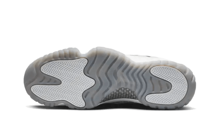 Buty Air Jordan Air Jordan 11 Low IE Light Orewood Brown - widok z przodu - Rozmiary EU