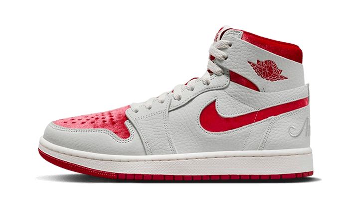 Air Jordan Air Jordan 1 Zoom CMFT 2 SP Valentine’s Day czerwono-czarny - widok główny z boku | Saturaise.com