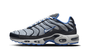 Nike Air Max Plus SE Social FC czarny-czerwony - widok główny z boku | Saturaise.com
