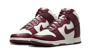 Kup oryginalne Dunk High Burgundy Crush - widok z drugiego boku - Sneakersy