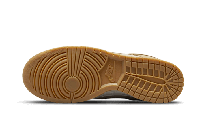 Buty Nike Dunk Low Khaki Suede Gum - widok z przodu - Rozmiary EU