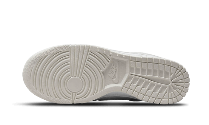 Buty Nike Dunk Low Yellow Heart - widok z przodu - Rozmiary EU