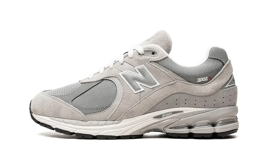 New Balance 2002R Gore-Tex Concrete szary - widok główny z boku | Saturaise.com
