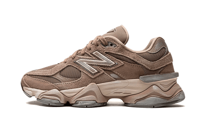 New Balance New Balance 9060 Mushroom Brown brązowy - widok główny z boku | Saturaise.com