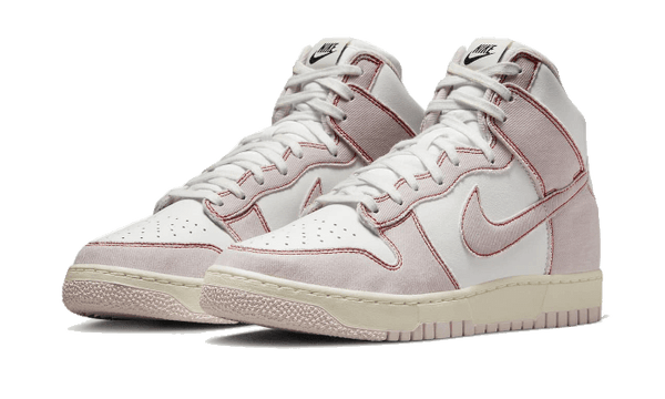 Dunk High 1985 Barely Rose Denim - Kup oryginalne Dunk High 1985 Barely Rose Denim - widok z drugiego boku - Sneakersy