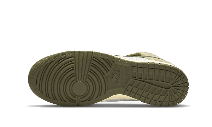 Buty Nike Dunk High Retro Re-Raw Halloween (2021) - widok z przodu - Rozmiary EU