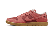 Nike Dunk Low Adobe czerwony - widok główny z boku | Saturaise.com