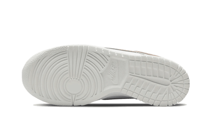 Buty Nike Dunk Low White Pink - widok z przodu - Rozmiary EU