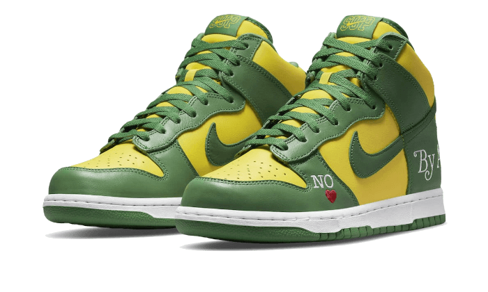Kup oryginalne SB Dunk High Supreme By Any Means Brazil - widok z drugiego boku - Sneakersy