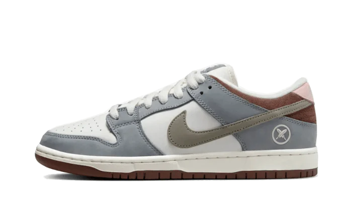 Nike SB Dunk Low Yuto Horigome biały-szary - widok główny z boku | Saturaise.com