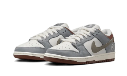 Kup oryginalne SB Dunk Low Yuto Horigome - widok z drugiego boku - Sneakersy
