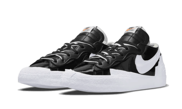 Blazer Low Sacai Black Patent - Kup oryginalne Blazer Low Sacai Black Patent DM6443-001 - widok z drugiego boku - Sneakersy