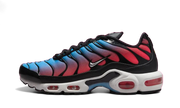 Nike Air Max Plus University Blue Light Crimson niebiesko-biały - widok główny z boku | Saturaise.com