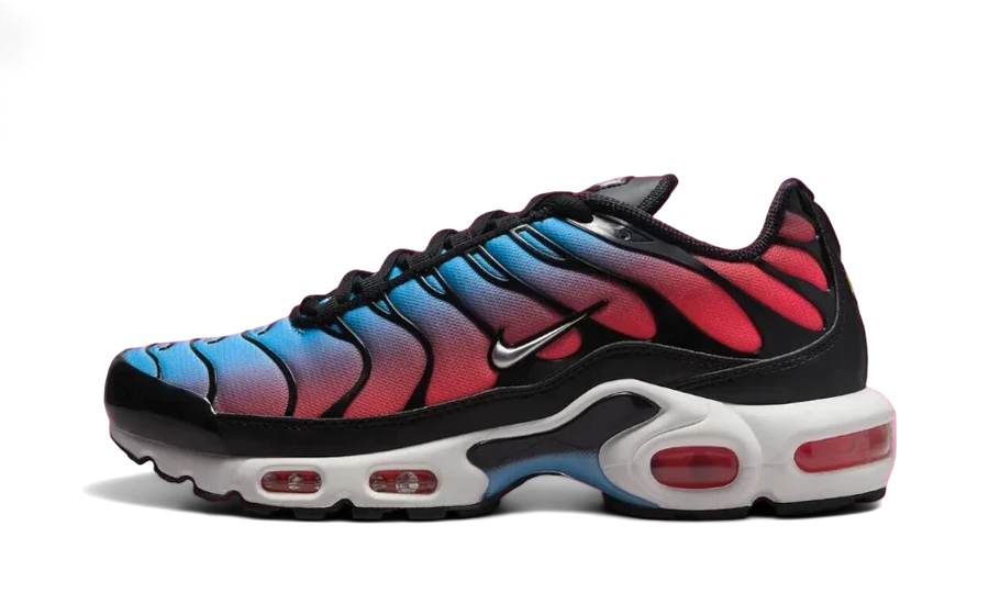 Nike Air Max Plus University Blue Light Crimson niebiesko-biały - widok główny z boku | Saturaise.com