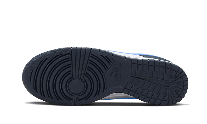 Buty Nike Dunk Low Midnight Navy University Blue - widok z przodu - Rozmiary EU