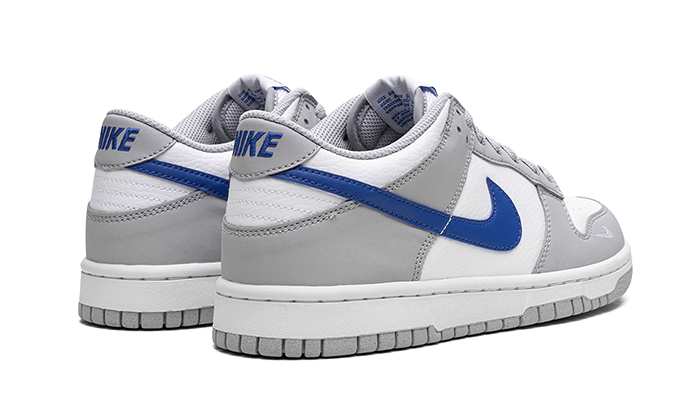 Buty Nike Dunk Low Mini Swoosh Wolf Grey Game Royal - widok z przodu - Rozmiary EU
