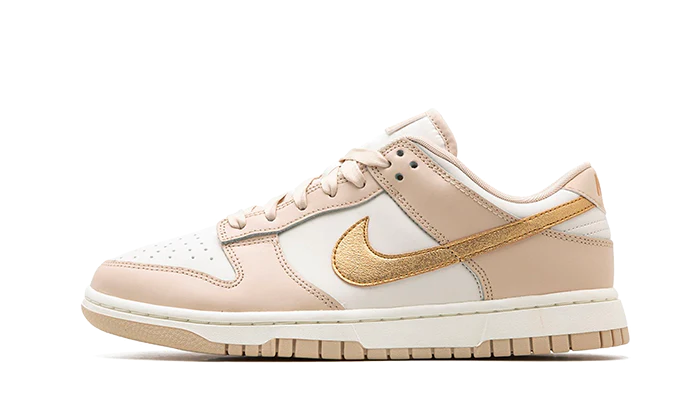 Nike Dunk Low Phantom Metallic Gold biały-beżowy - widok główny z boku | Saturaise.com