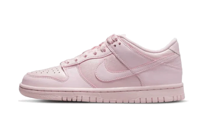 Nike Dunk Low SE Prism Pink biały-różowy - widok główny z boku | Saturaise.com