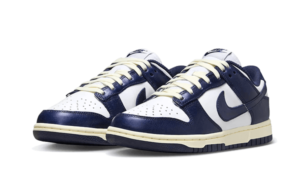 Dunk Low Vintage Navy - Kup oryginalne Dunk Low Vintage Navy FN7197-100 - widok z drugiego boku - Sneakersy