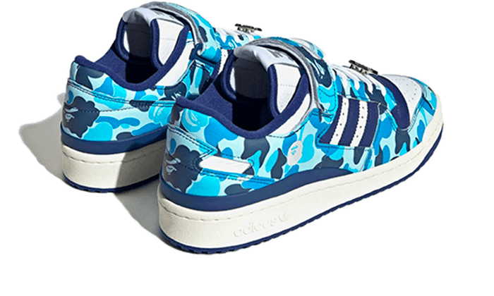 Buty Adidas Forum 84 Low Bape 30th Anniversary Blue Camo - widok z przodu - Rozmiary EU