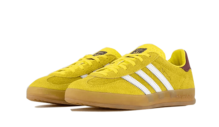 Kup oryginalne Gazelle Indoor Bright Yellow Burgundy IE7003 - widok z drugiego boku - Sneakersy