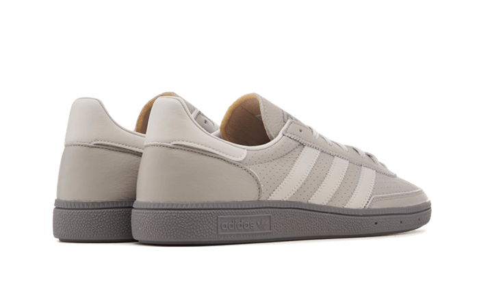 Buty Adidas Handball Spezial Triple Grey - widok z przodu - Rozmiary EU