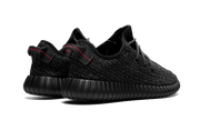 Buty Adidas Yeezy Boost 350 Pirate Black - widok z przodu - Rozmiary EU