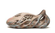 Yeezy Yeezy Foam RNNR MX Sand Grey szary - widok główny z boku | Saturaise.com