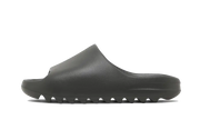Yeezy Yeezy Slide Dark Onyx - widok główny z boku | Saturaise.com