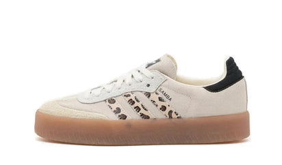 Adidas Adidas Sambae Leopard Off White biało-pomarańczowy - widok główny z boku | Saturaise.com