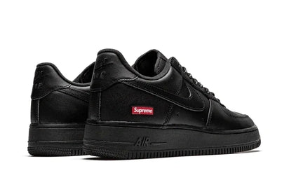 Air Force 1 Low Black Supreme - zdjęcie 3