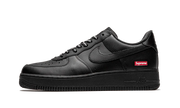 Nike Air Force 1 Low Black Supreme czarny - widok główny z boku | Saturaise.com