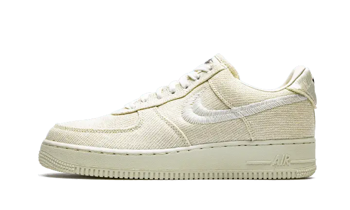 Nike Air Force 1 Low Stussy Fossil - widok główny z boku - Streetwear