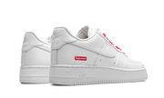 Nike Air Force 1 Low White Supreme - widok z przodu - Rozmiary XS-XXL