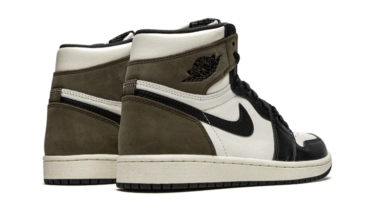 Buty Air Jordan Air Jordan 1 High Dark Mocha - widok z przodu - Rozmiary EU