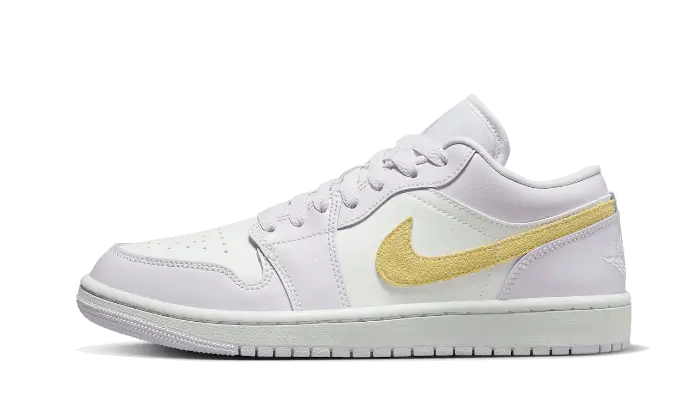 Air Jordan Air Jordan 1 Low Barely Grape biały-fioletowy - widok główny z boku | Saturaise.com