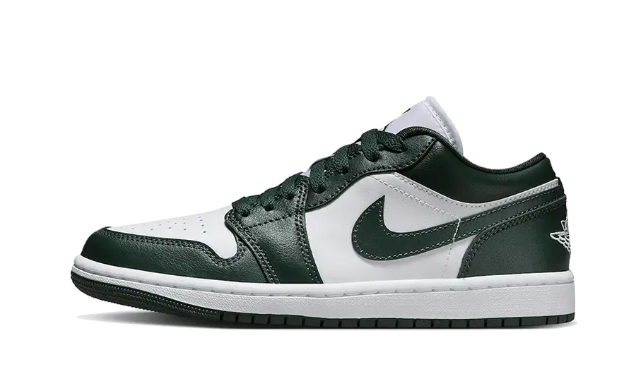 Air Jordan Air Jordan 1 Low Galactic Jade czarny-biały - widok główny z boku | Saturaise.com