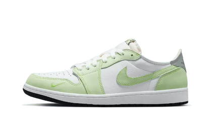 Air Jordan Air Jordan 1 Low OG Ghost Green czarny-biały - widok główny z boku | Saturaise.com