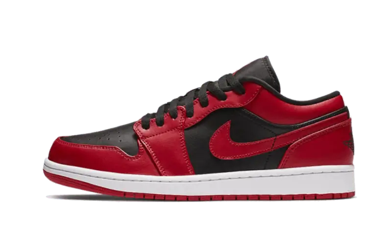 Air Jordan Air Jordan 1 Low Reverse Bred Pebbled Swoosh czarno-czerwony - widok główny z boku | Saturaise.com