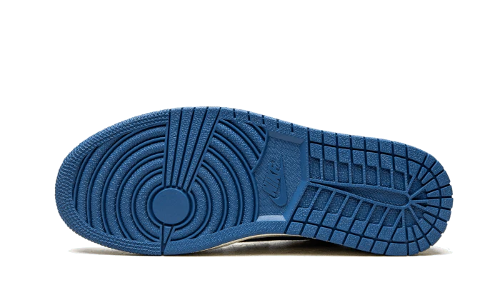 100% Oryginalne Air Jordan 1 Low Travis Scott Fragment - widok z tyłu - 9565.00 PLN