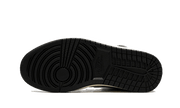 100% Oryginalne Air Jordan 1 Mid Black Chrome - widok z tyłu - 675.00 PLN