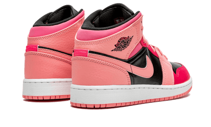 Buty Air Jordan Air Jordan 1 Mid Coral Chalk Pink - widok z przodu - Rozmiary EU