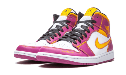 Kup oryginalne Air Jordan 1 Mid Dia de los Muertos DC0350-100 - widok z drugiego boku - Sneakersy