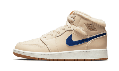 Air Jordan Air Jordan 1 Mid Fleece Pearl White biały-czerwony - widok główny z boku | Saturaise.com