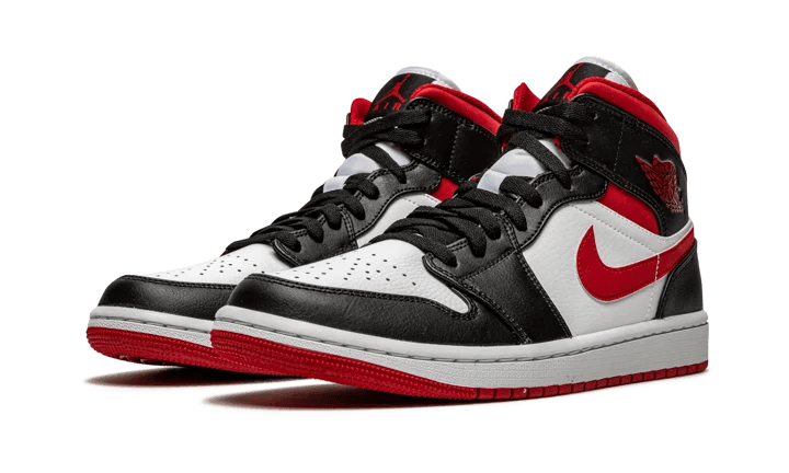 Kup oryginalne Air Jordan 1 Mid Gym Red Black White 554724-122 - widok z drugiego boku - Sneakersy