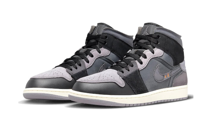 Kup oryginalne Air Jordan 1 Mid Inside Out Black DM9652-001 - widok z drugiego boku - Sneakersy