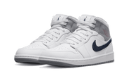 Kup oryginalne Air Jordan 1 Mid Paris DR8038-100 - widok z drugiego boku - Sneakersy