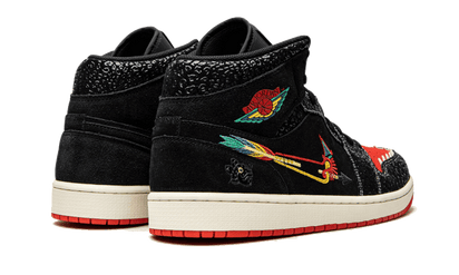 Buty Air Jordan Air Jordan 1 Mid SE Siempre Familia - widok z przodu - Rozmiary EU
